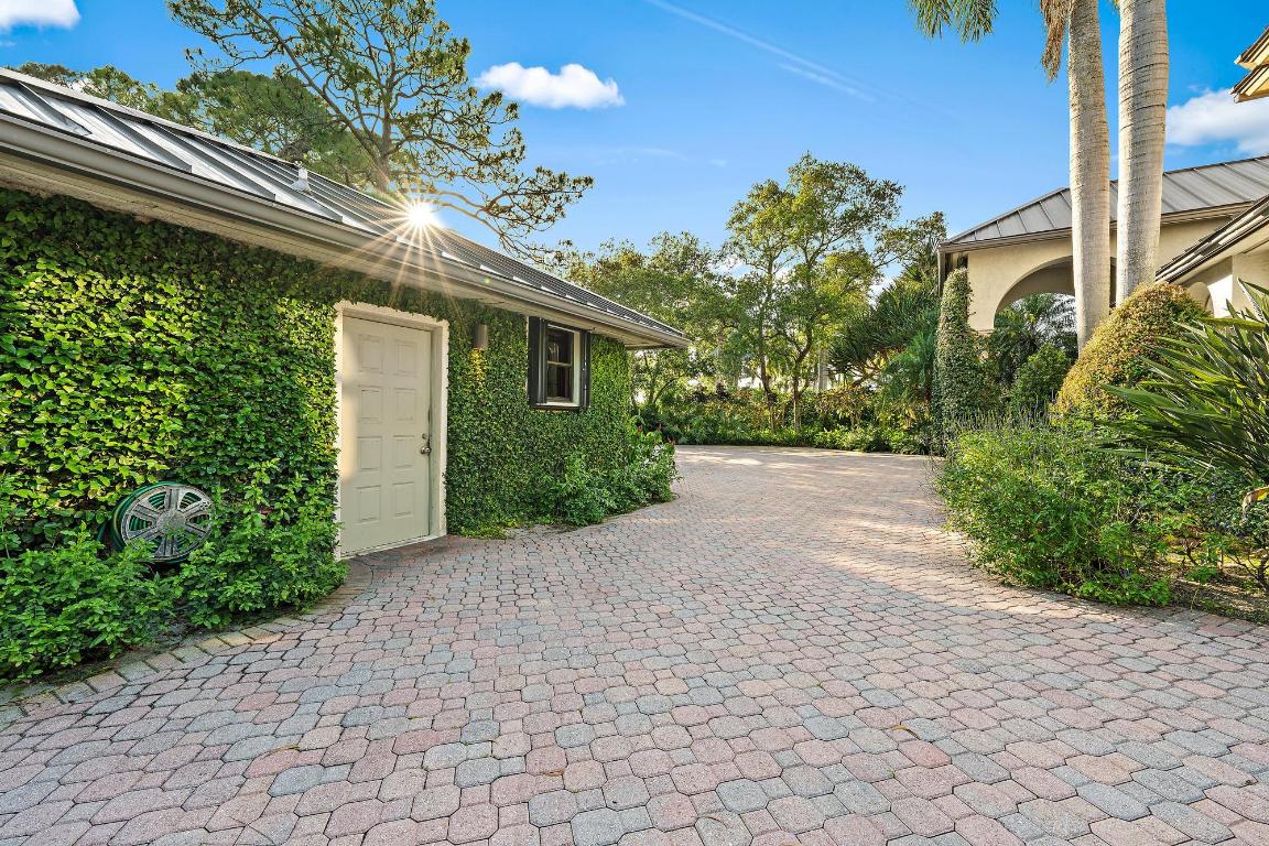 JUPITER RIVER ESTATES - Residential