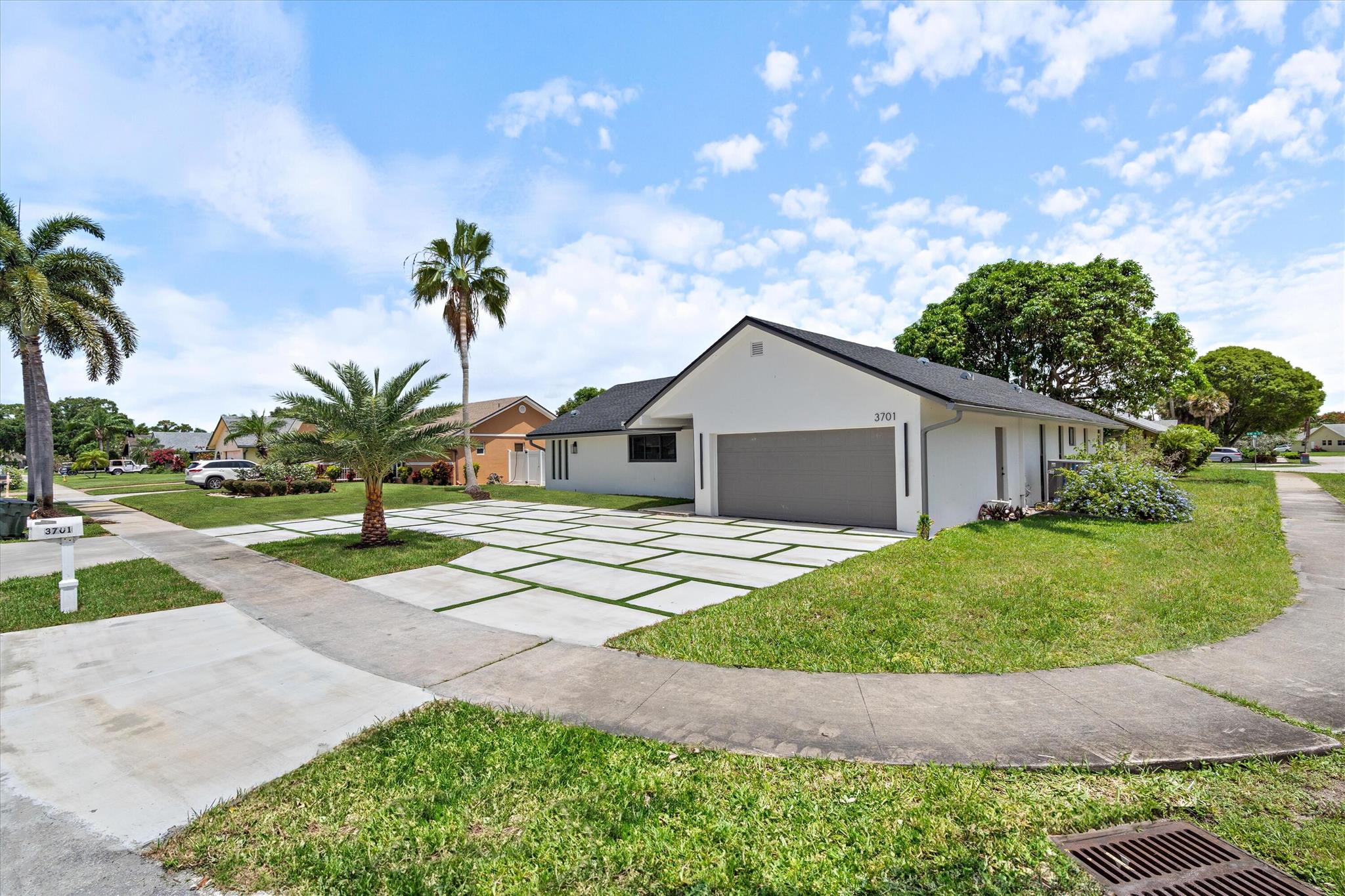 3701 NW 8th Street