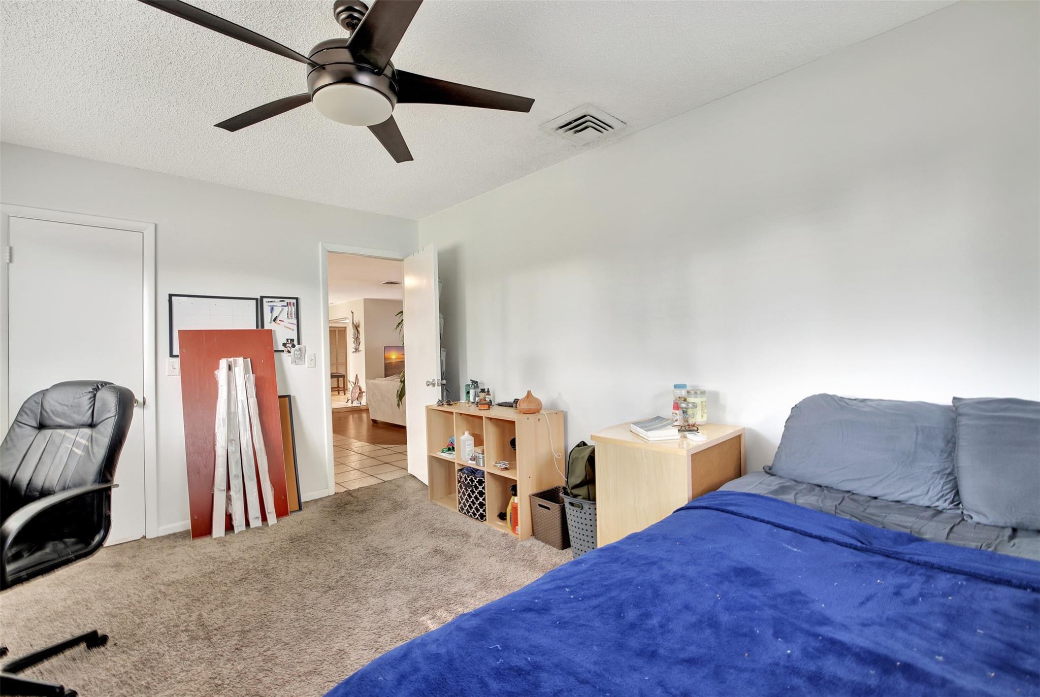 Pembroke Lakes Sec 1 76-4 - Residential