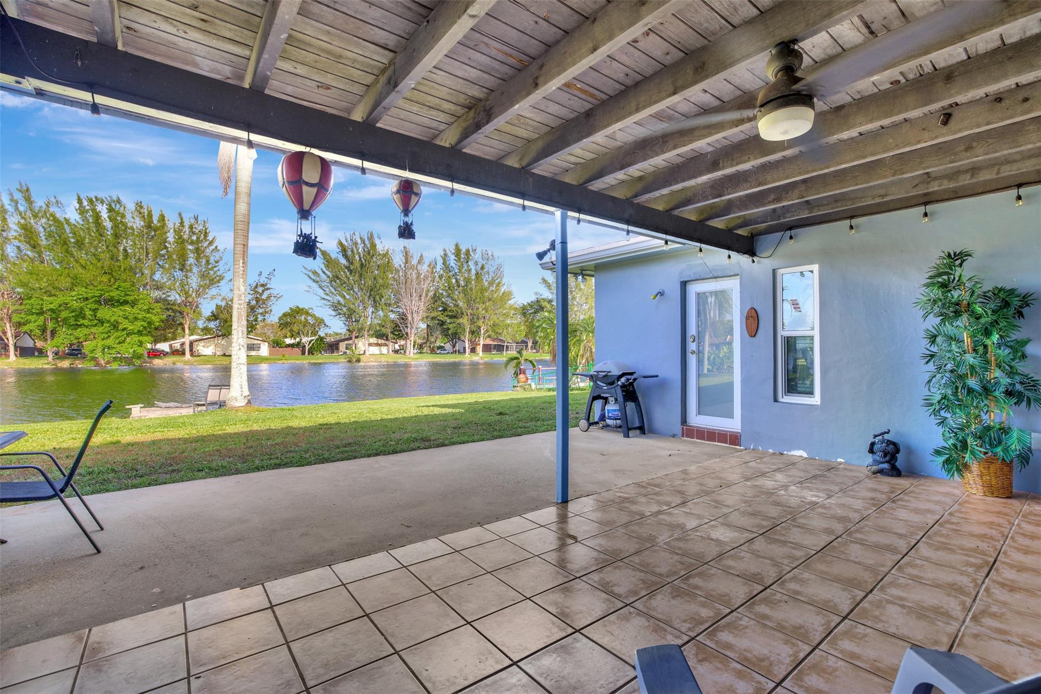 Pembroke Lakes Sec 1 76-4 - Residential