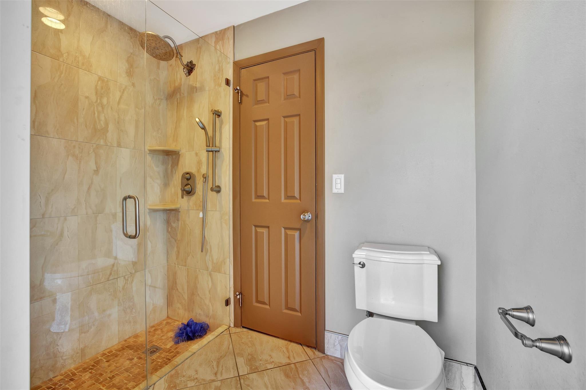 Pembroke Lakes Sec 1 76-4 - Residential