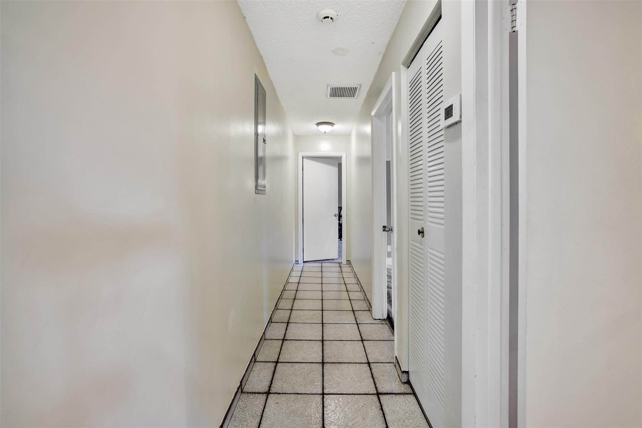 Pembroke Lakes Sec 1 76-4 - Residential