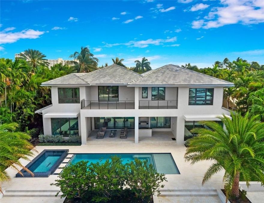 This is undoubtedly the  BEST BRAND NEW CONSTRUCTION VALUE  in Harbor Beach!   Available for immediate residency & serenely located at the quiet end of Isla Bahia.  Surrounded by multi-million dollar residences. Protected deep water dockage upto 80ft yacht/approx 9-10ft draft. Extremely light & bright well thought-out floor plan offers elegant formal areas, an incredible expansive water-facing kitchen with entertaining island, large family room, 1st floor Club room & bedroom suite, flexible loft area, elevator, generator. 2nd floor all expansive bedroom suites, den, loft area,outstanding Master has separate spa baths/closets & large balcony to enjoy the views. Oversized heated saltwater pool, covered loggia, Summer kitchen & bar. Garages can accommodate lifts. Potential Seller financing!