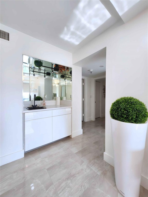 La Costa Del Mar Condo - Residential Lease