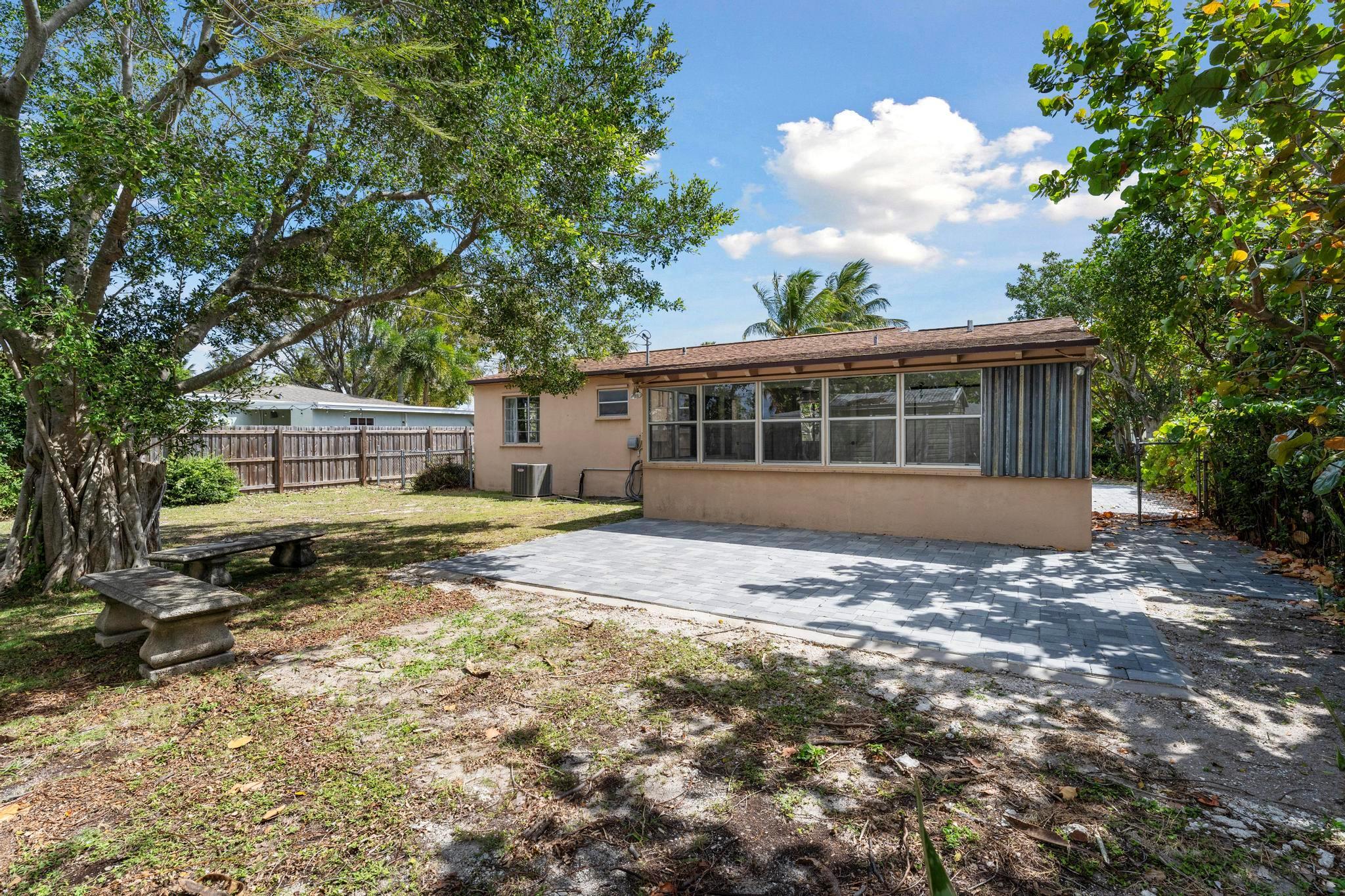 BROADMOOR SEC 4 - Residential Lease