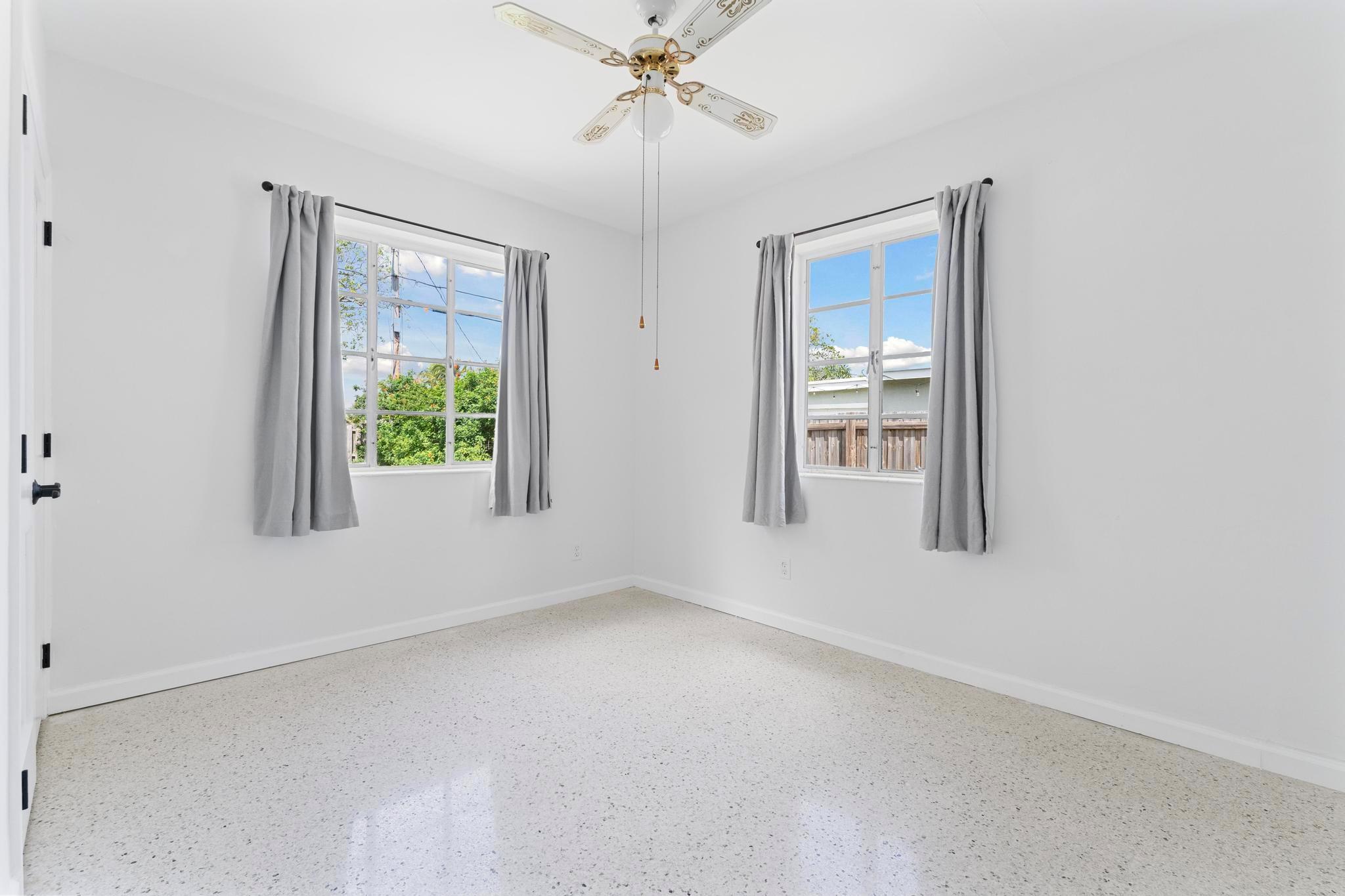 BROADMOOR SEC 4 - Residential Lease