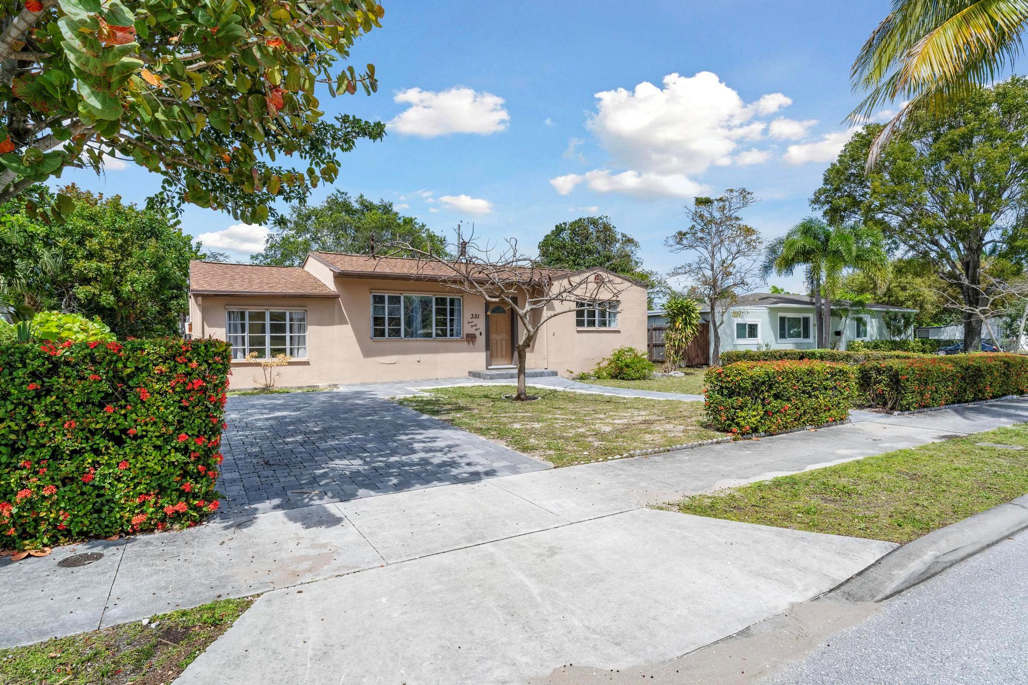 BROADMOOR SEC 4 - Residential Lease