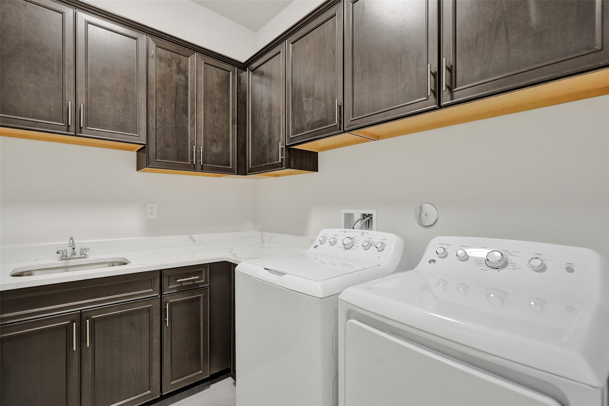 The Falls @ Parkland - Residential