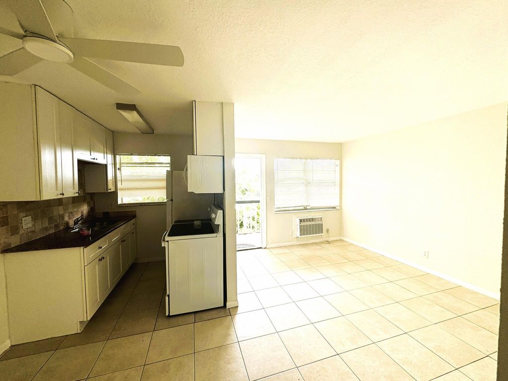 Photo of 801 S Federal Highway #111, Lake Worth Beach, FL 33460 (MLS # F10431498)