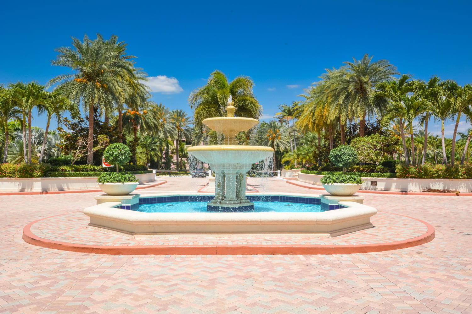 MIZNER GRAND CONDO - Residential