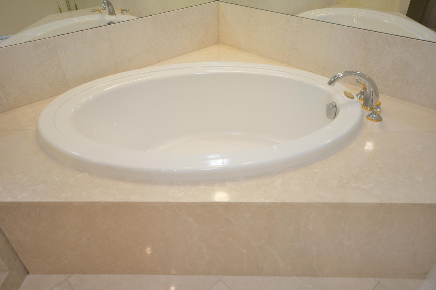 MIZNER GRAND CONDO - Residential