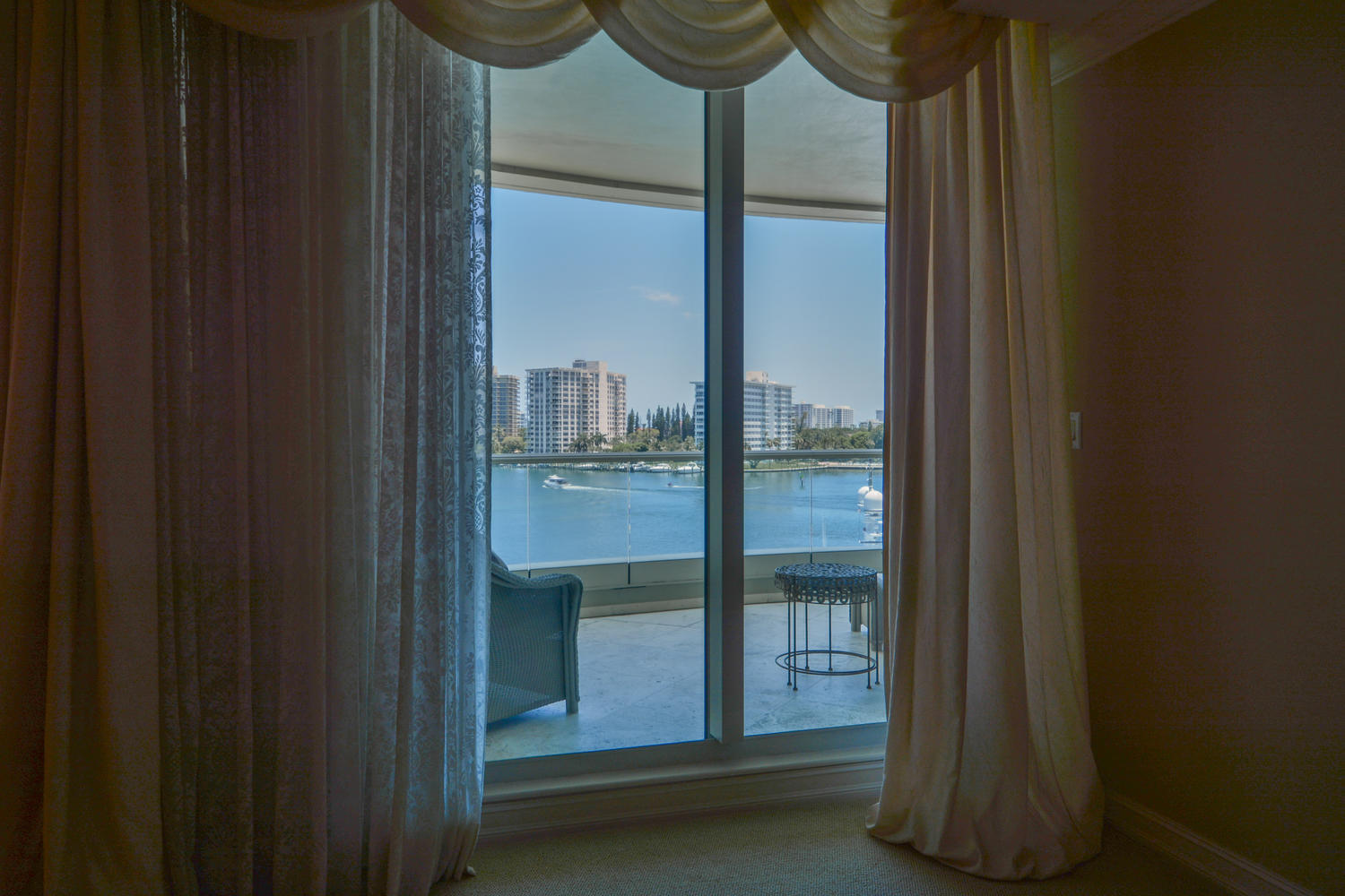 MIZNER GRAND CONDO - Residential