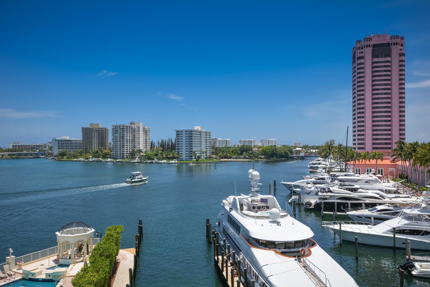 MIZNER GRAND CONDO - Residential