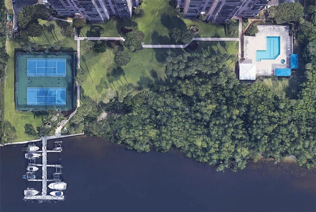 La Fontana - Residential