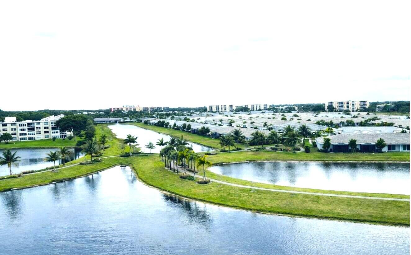 VILLAGES OF ORIOLE BONAIRE - Residential
