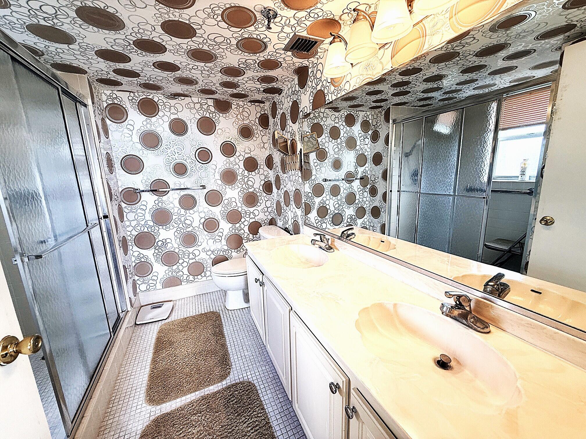 VILLAGES OF ORIOLE BONAIRE - Residential