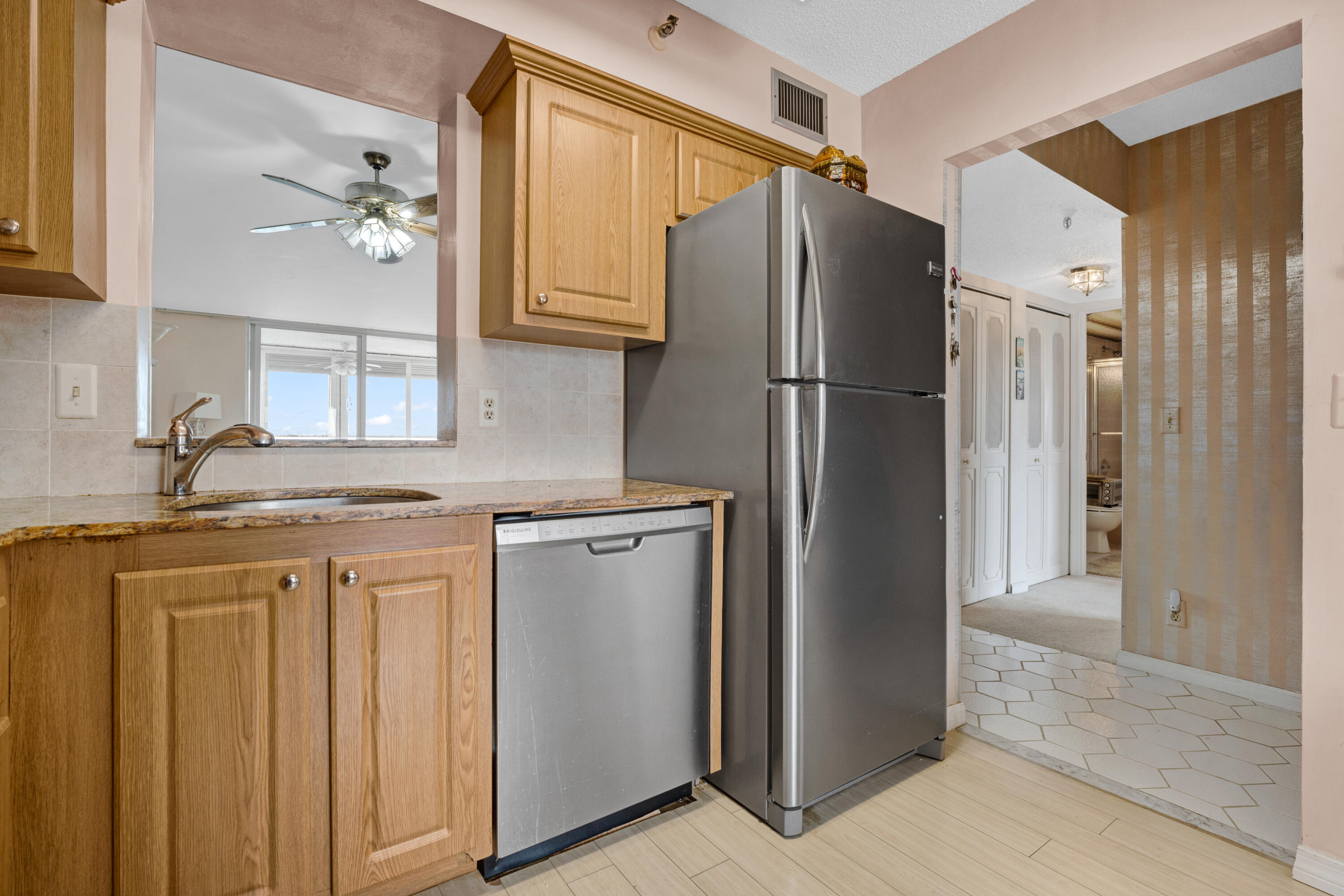 VILLAGES OF ORIOLE BONAIRE - Residential