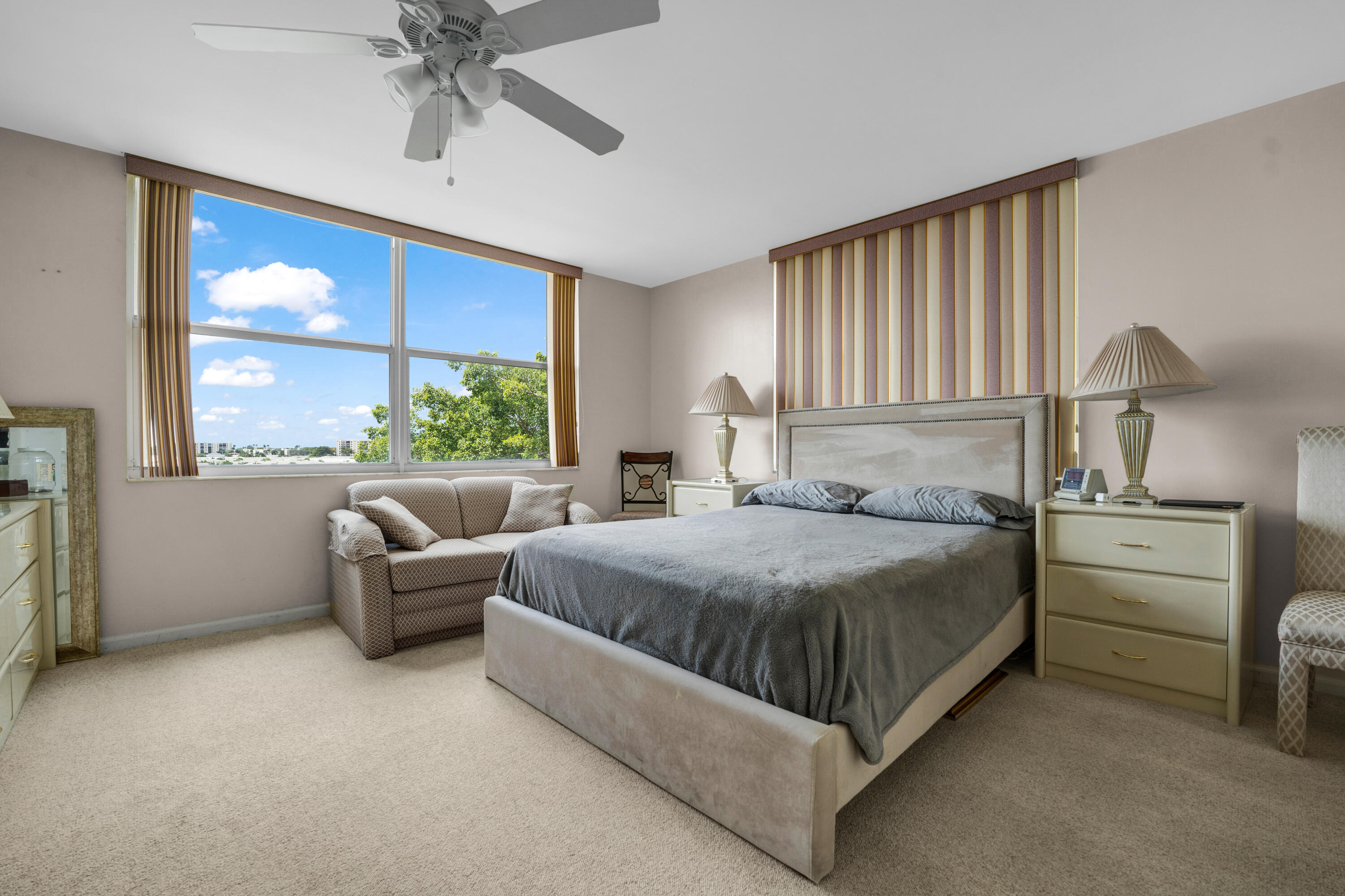 VILLAGES OF ORIOLE BONAIRE - Residential