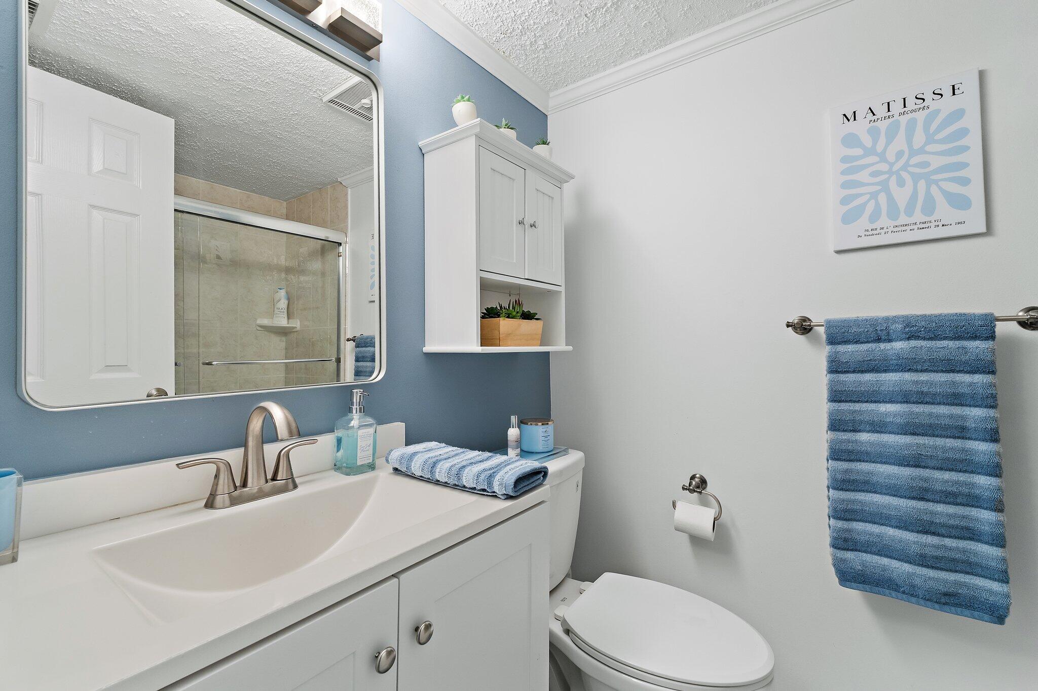 PINE CREST CONDO - Residential