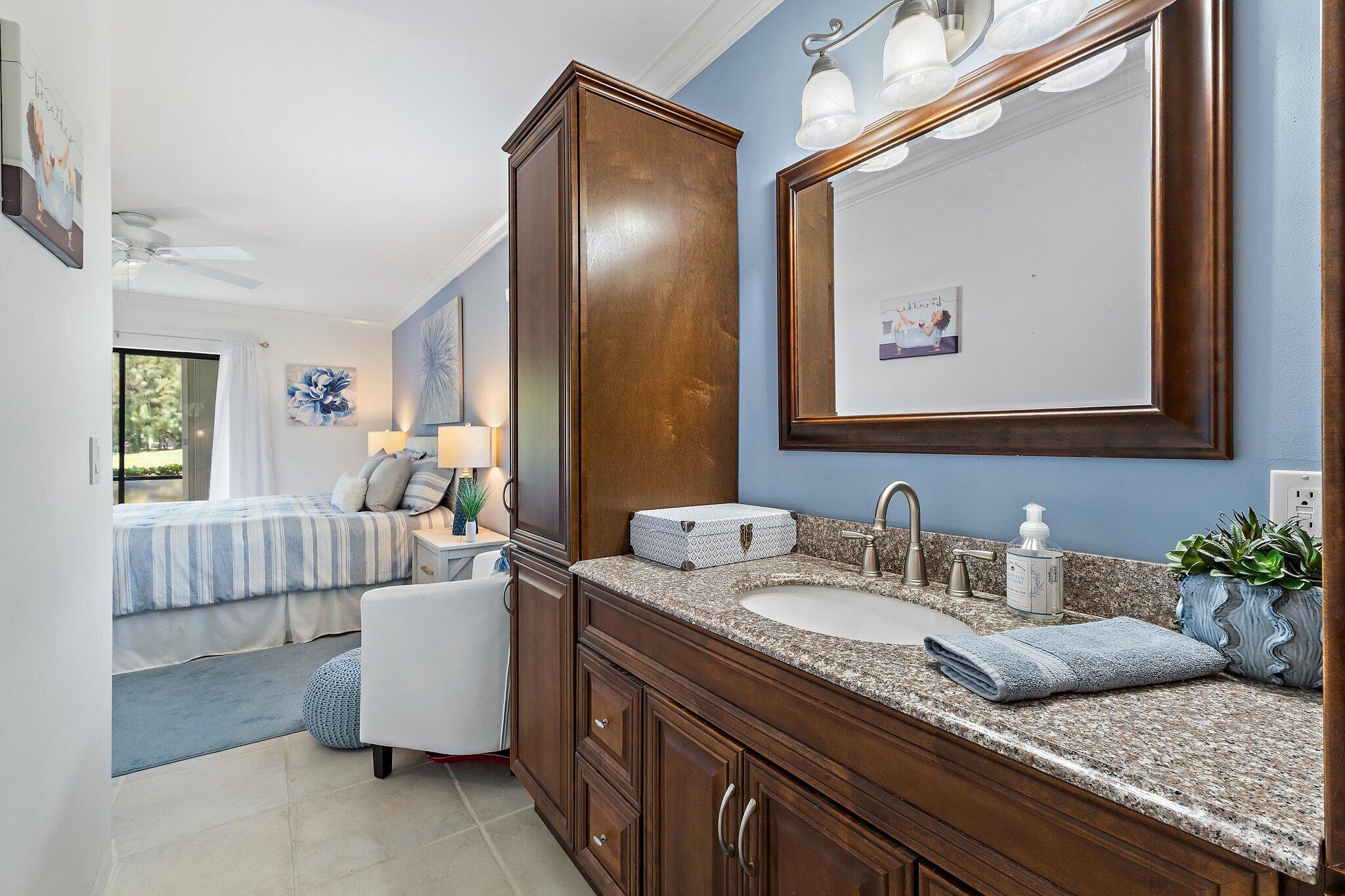 PINE CREST CONDO - Residential