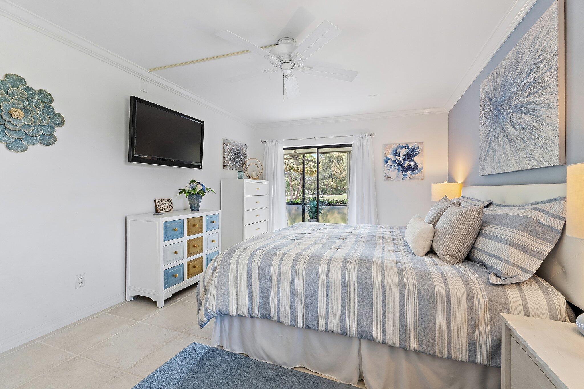 PINE CREST CONDO - Residential
