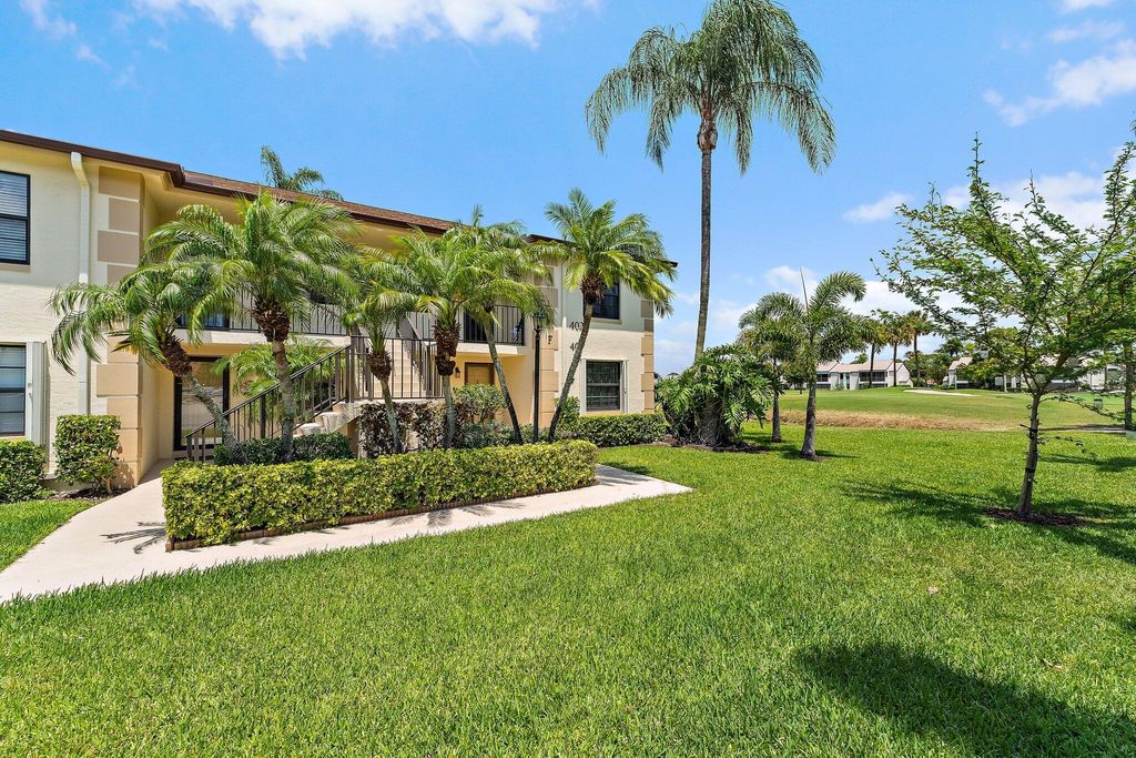 Photo of 401 Pinecrest Circle #F, Jupiter, FL 33458 (MLS # B26023171)