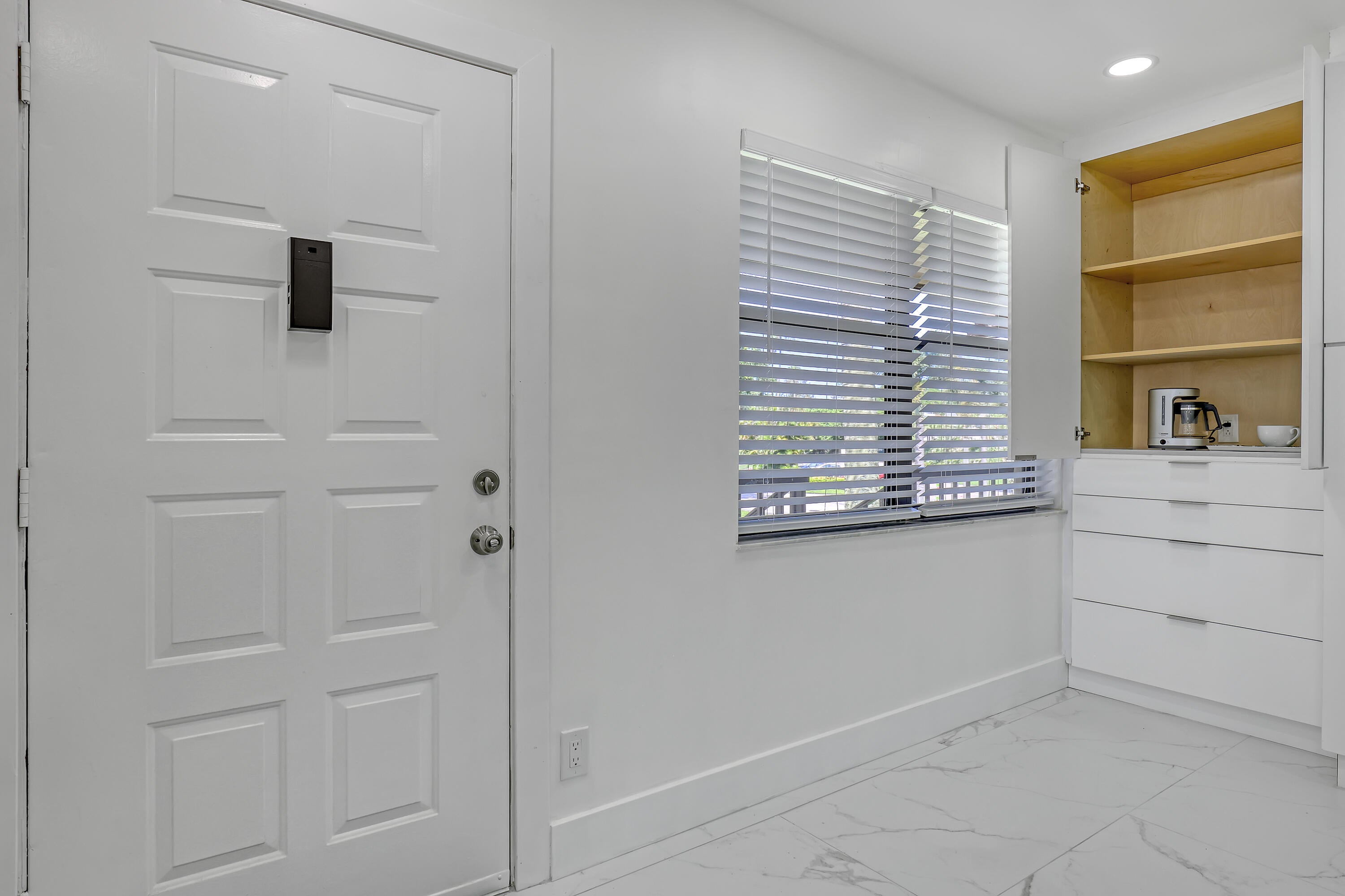7690 Tahiti Lane 202