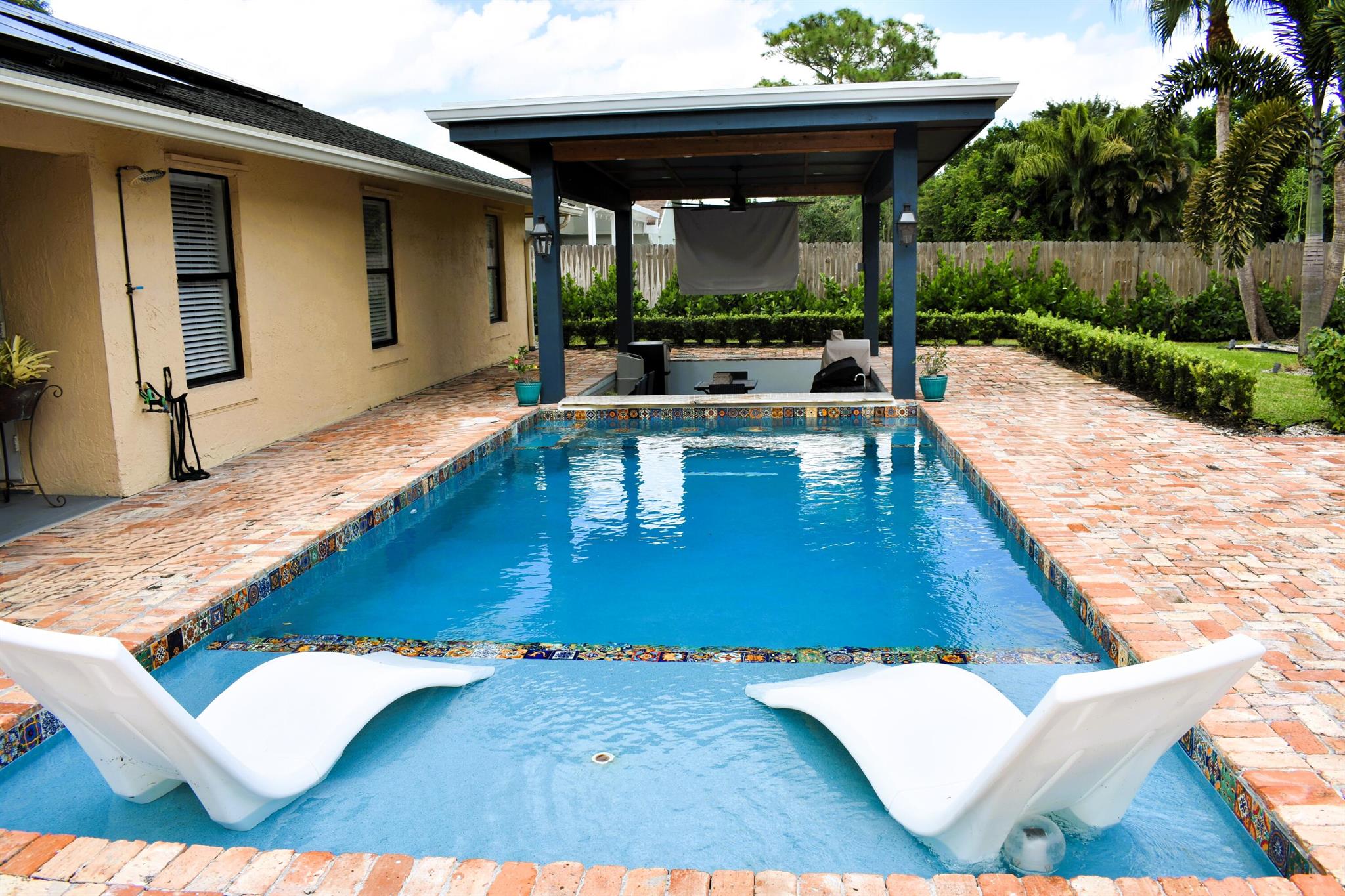 HAWTHORN - Residential