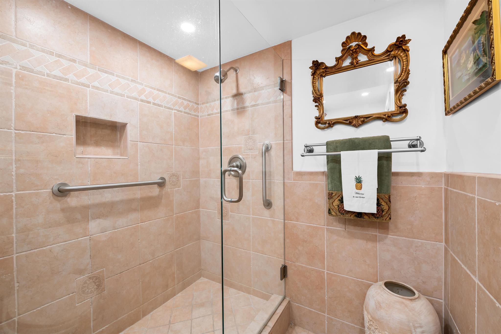 WINSTON BAY CONDO - Residential