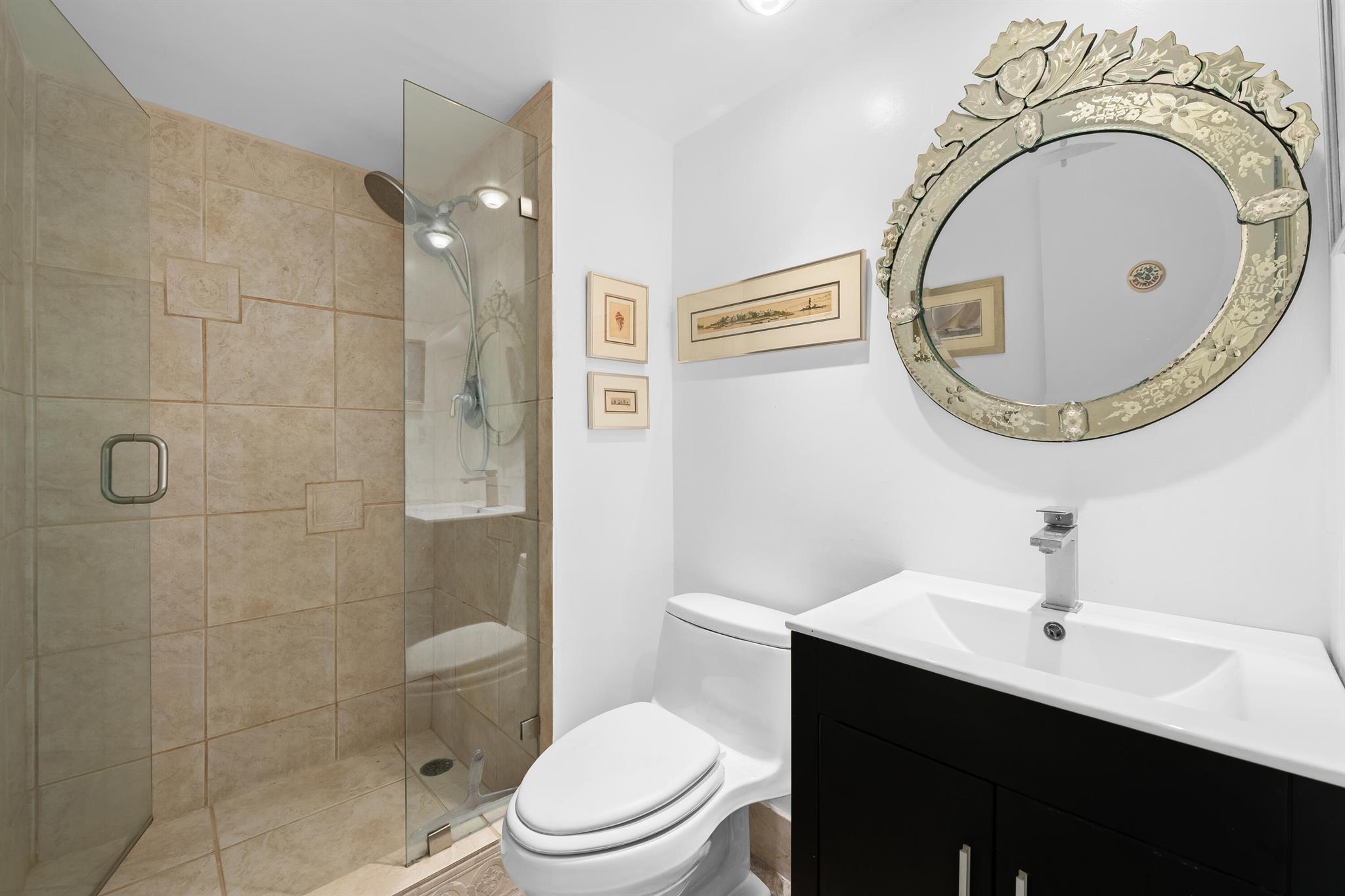 WINSTON BAY CONDO - Residential