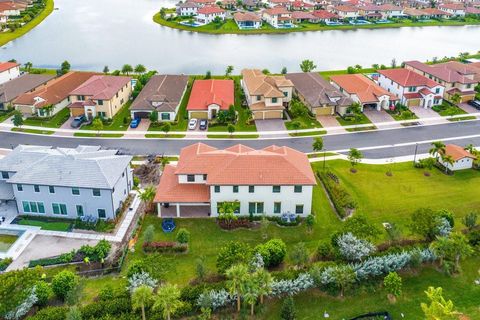 Single Family Residence in Parkland FL 11905 Baypoint Cir Cir 2.jpg