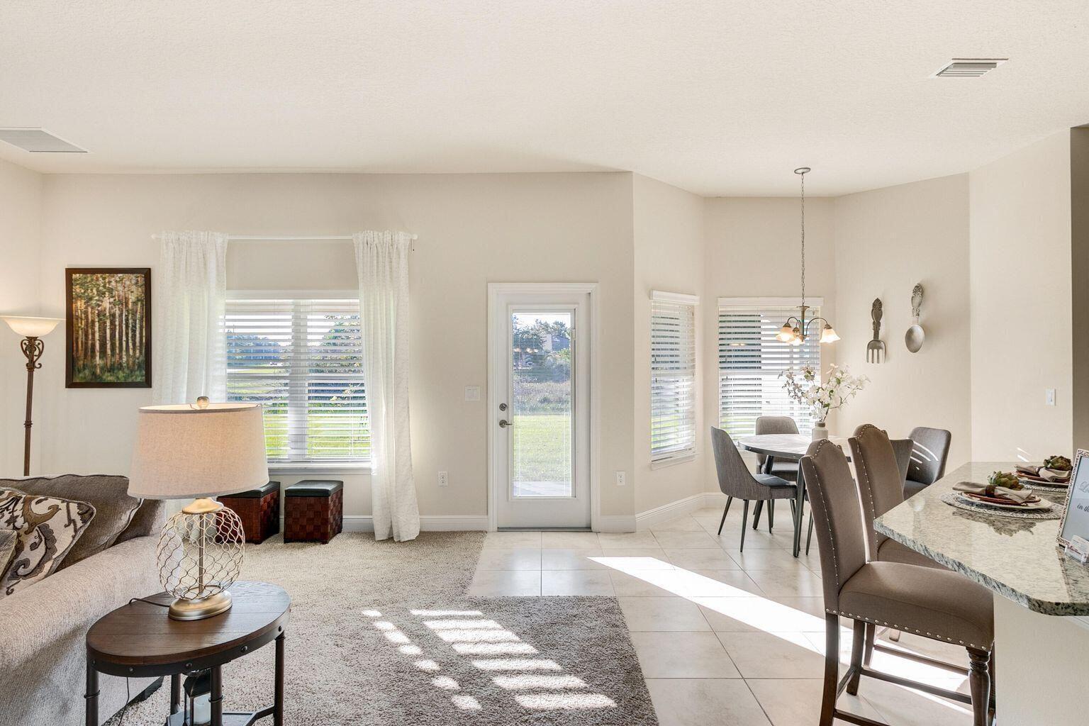 PORT ST LUCIE SECTION 25 - Residential