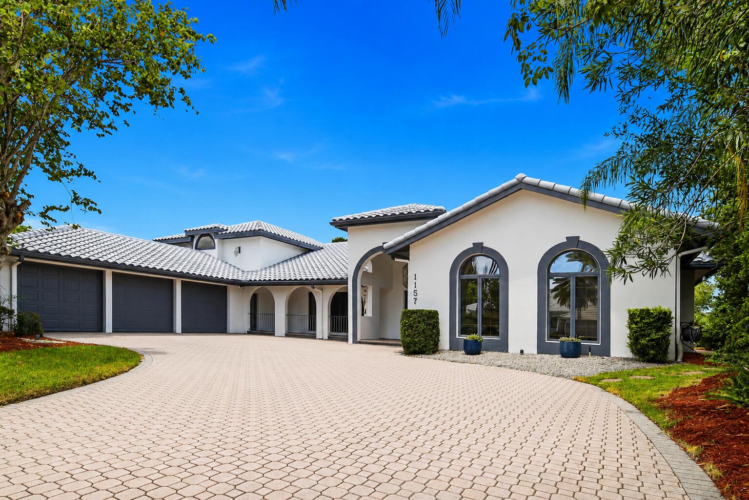 1157 SW Mirror Lake Cove, Port St Lucie, FL, 34986/$739,555 2 1157 SW Mirror Lake Cove