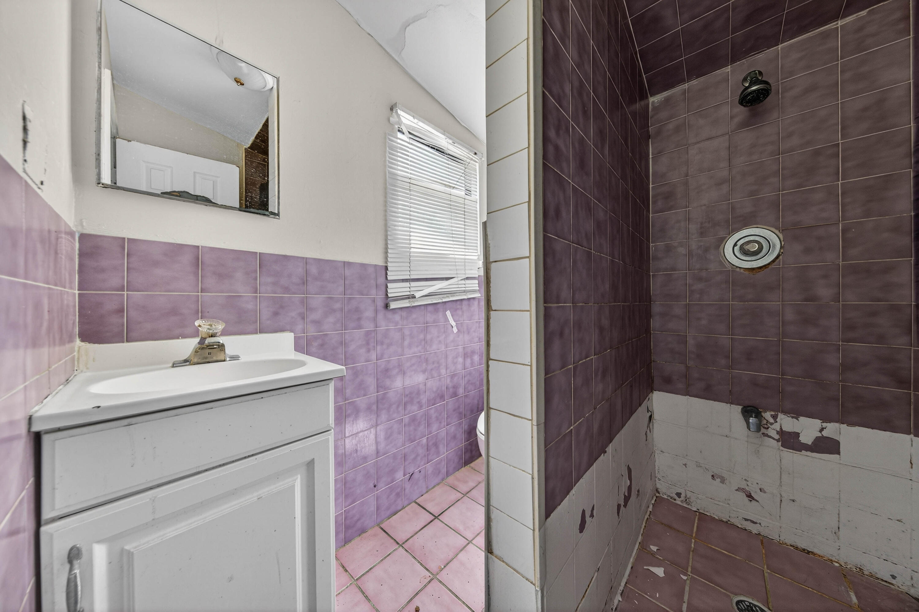 LAKE FOREST SEC 4 - Residential