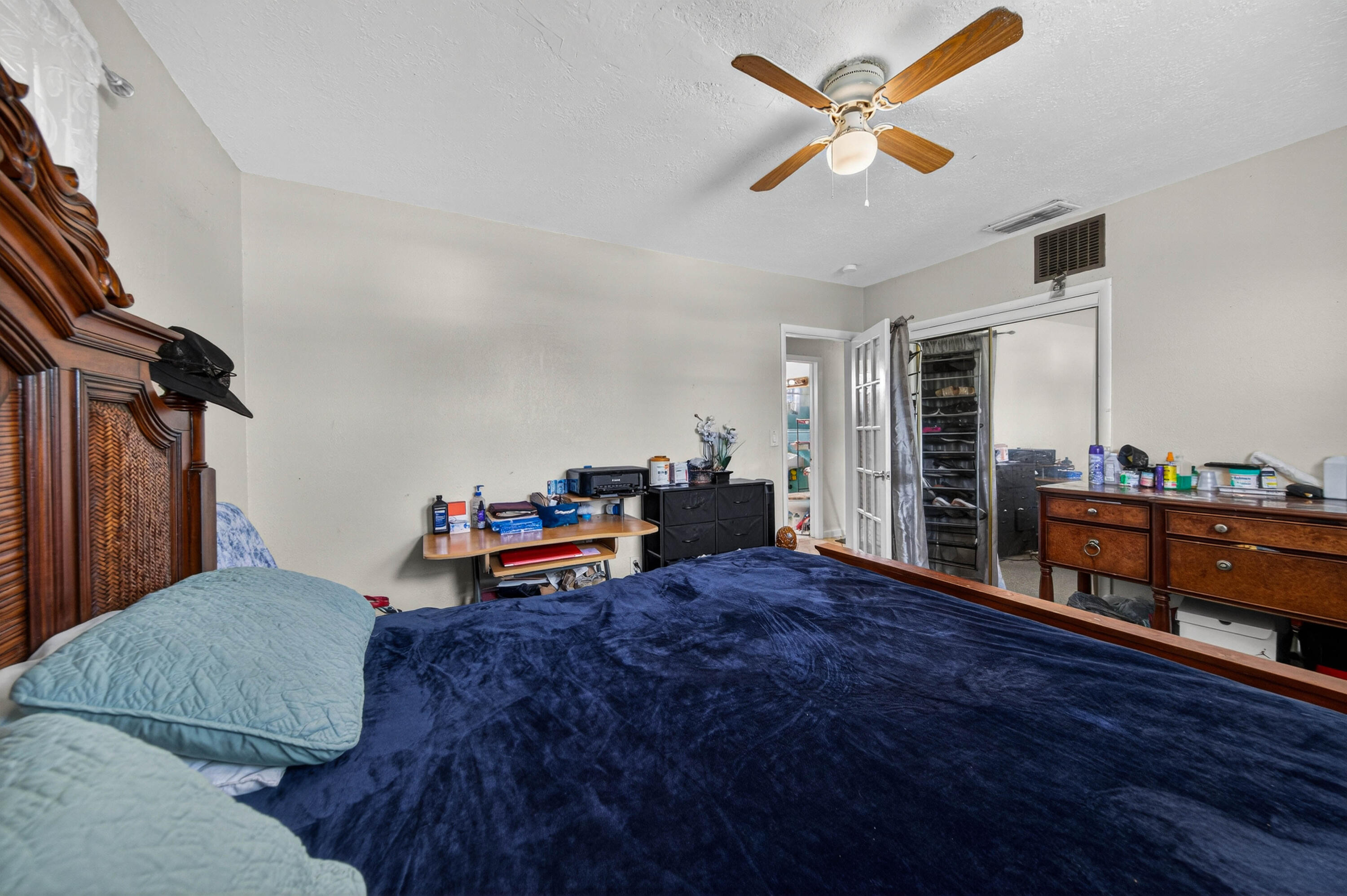 LAKE FOREST SEC 4 - Residential