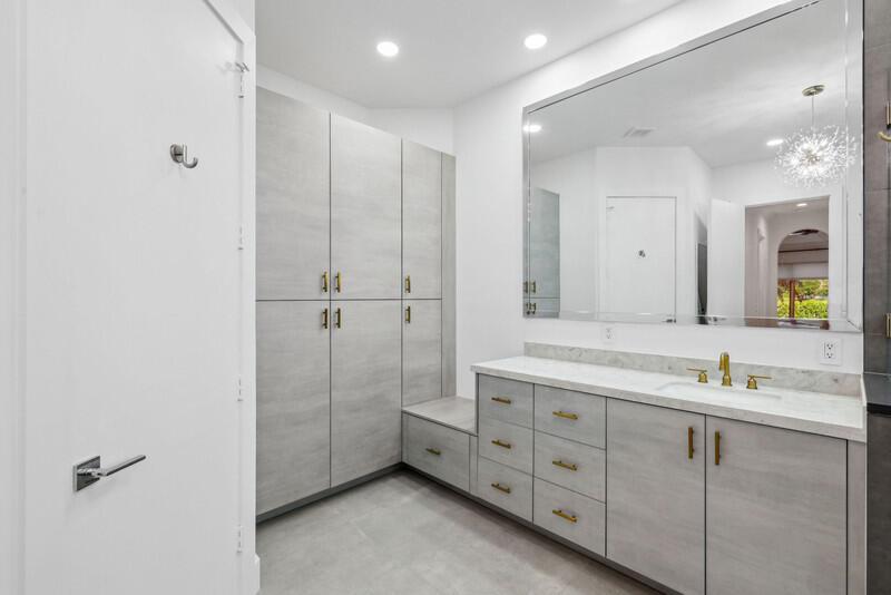 ENCLAVE AT WOODFIELD COUN - Residential