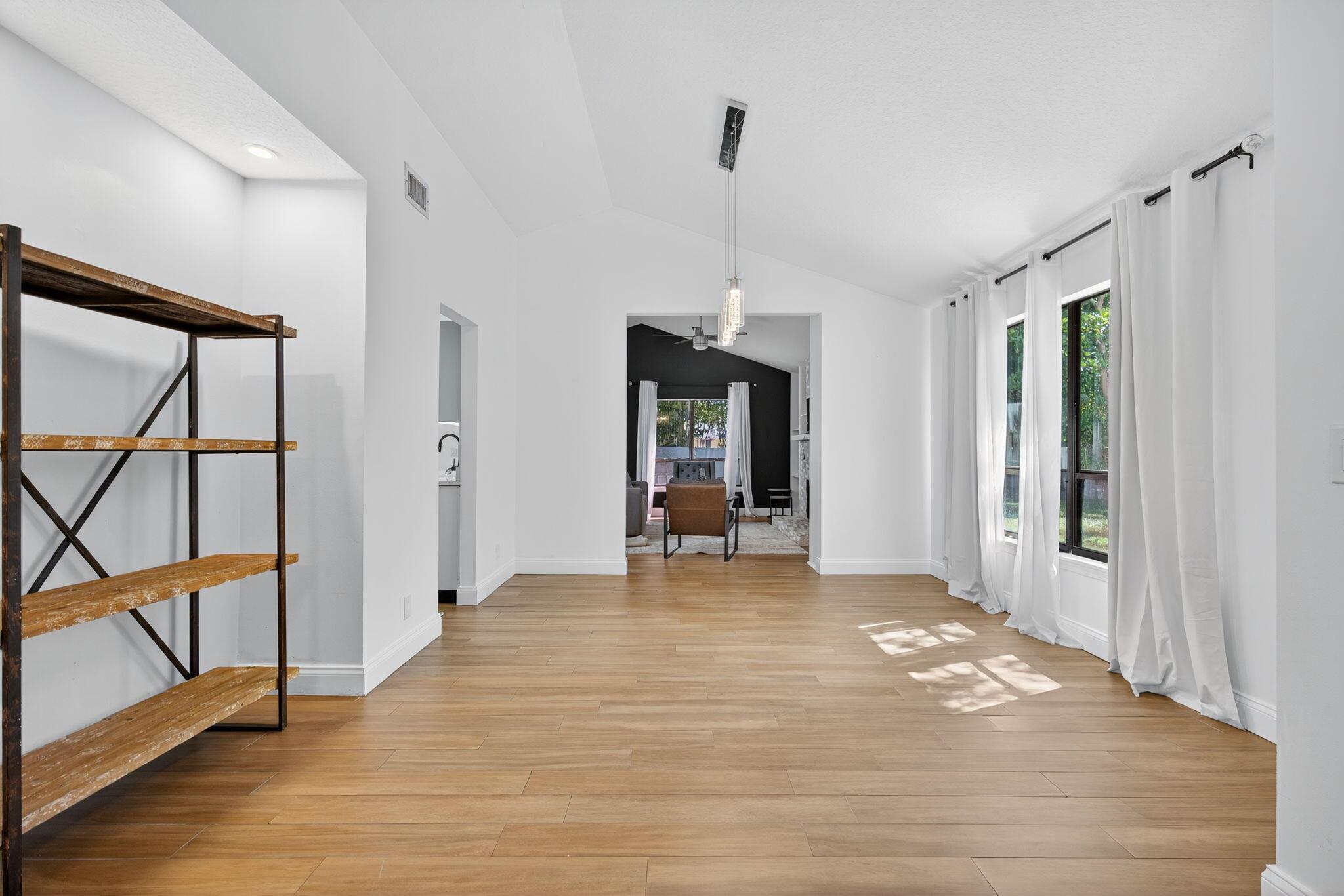 FRENCHMENS LANDING 2 - Residential Lease