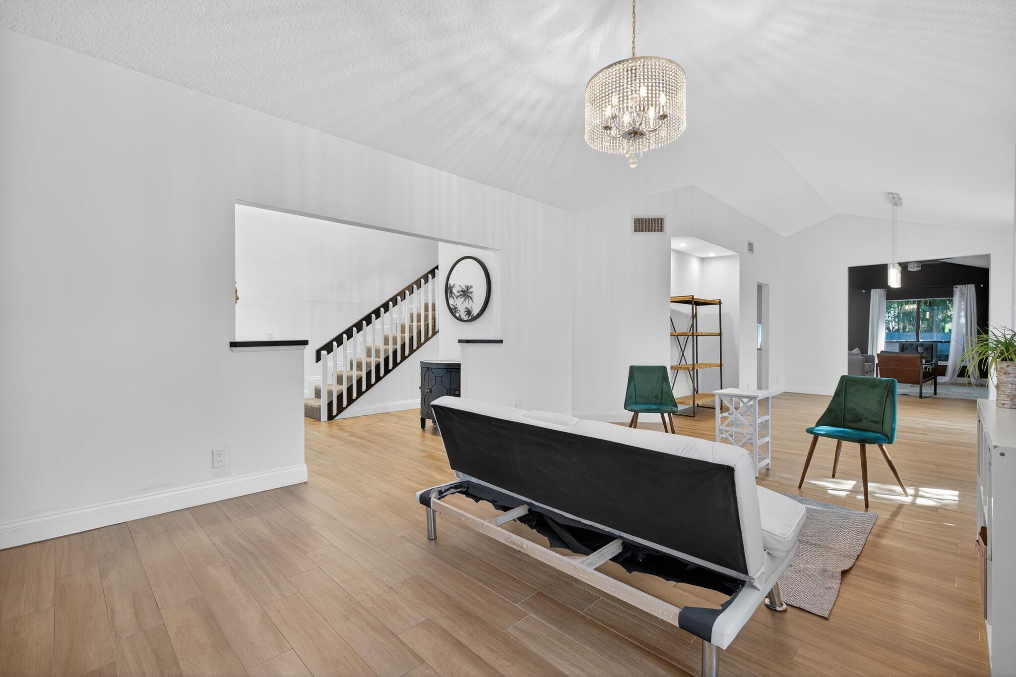 FRENCHMENS LANDING 2 - Residential Lease