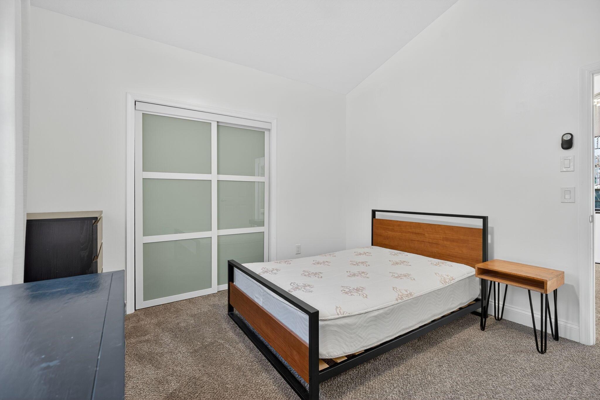 FRENCHMENS LANDING 2 - Residential Lease