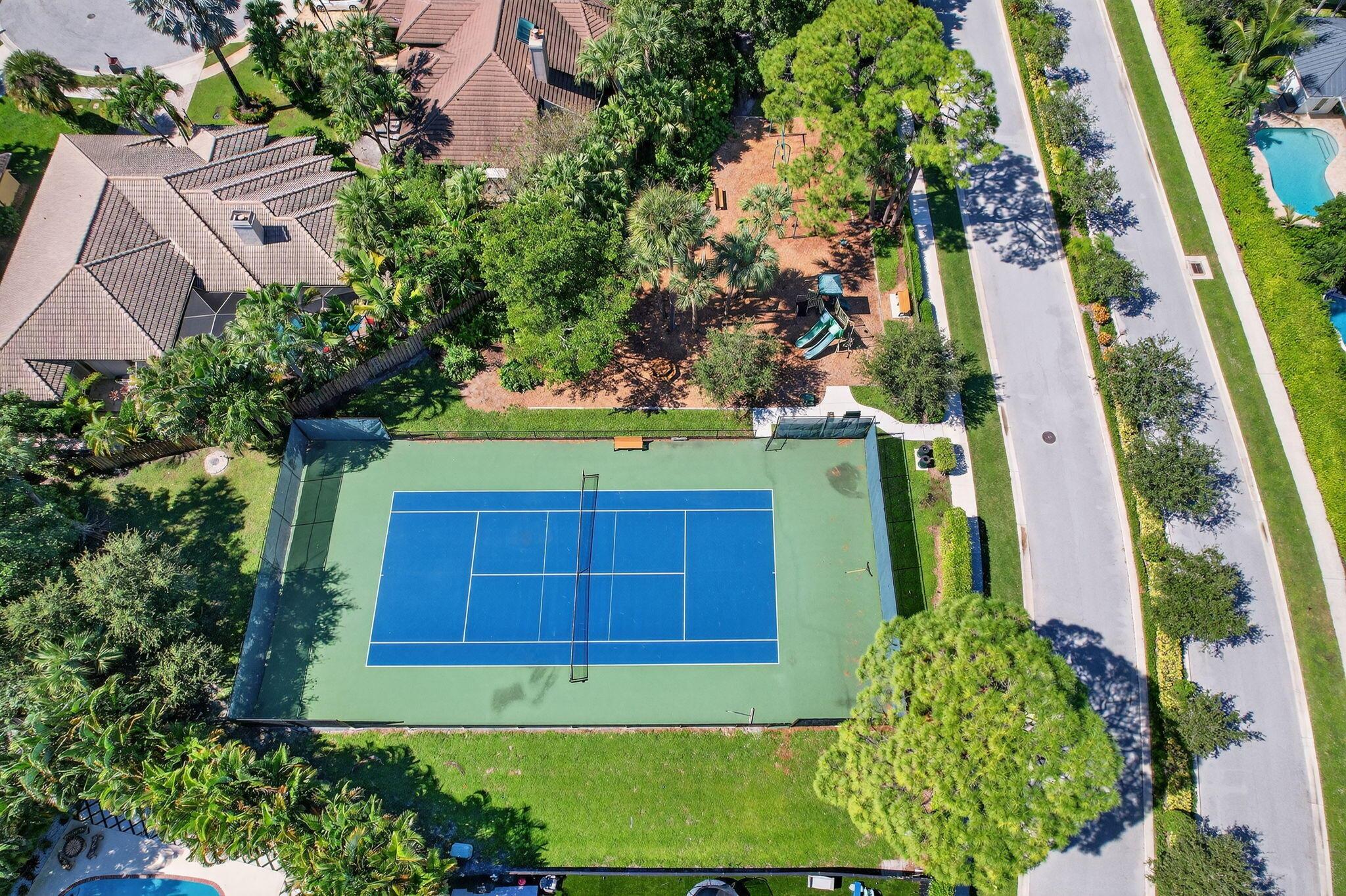 FRENCHMENS LANDING 2 - Residential Lease