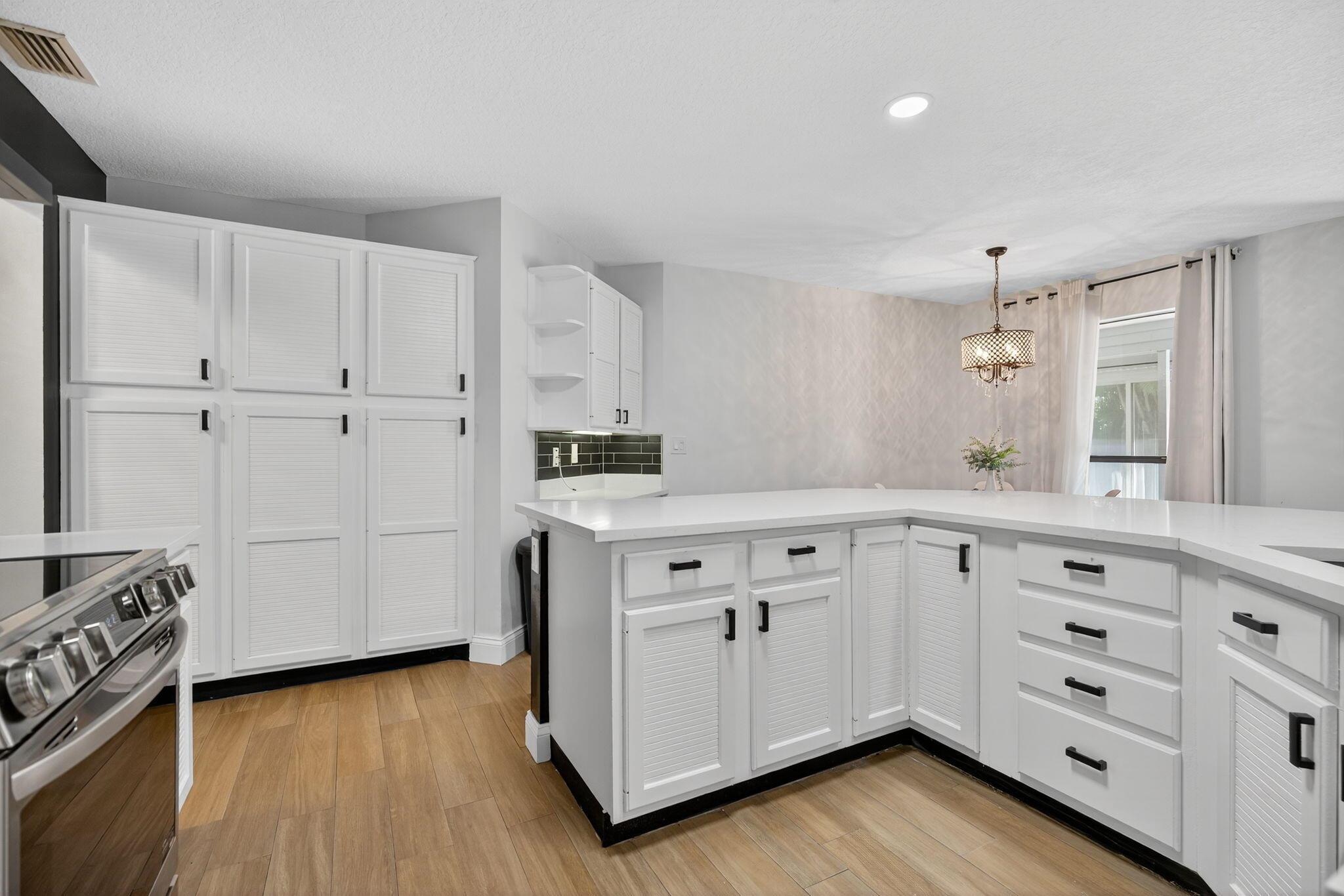 FRENCHMENS LANDING 2 - Residential Lease