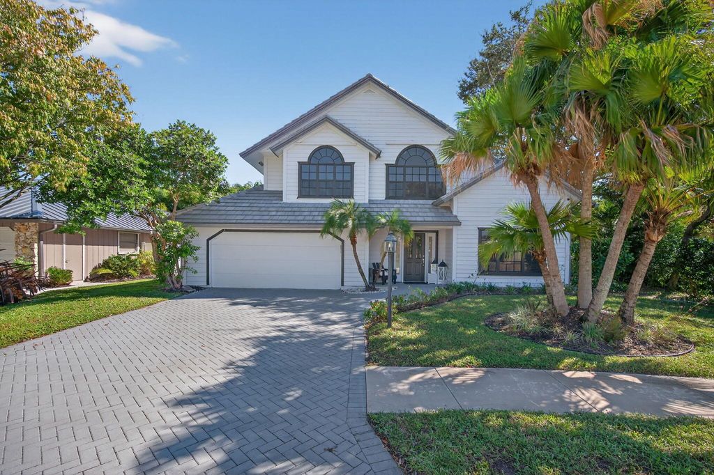 Photo of 2606 Monaco Terrace, Palm Beach Gardens, FL 33410 (MLS # R11136716)