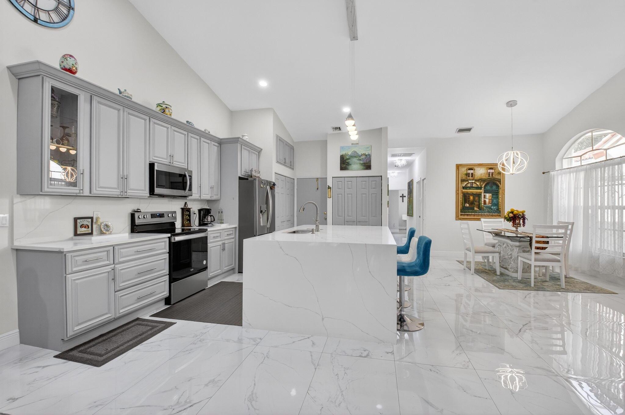 View photos, virtual tours, details... 6247 Heliconia Road