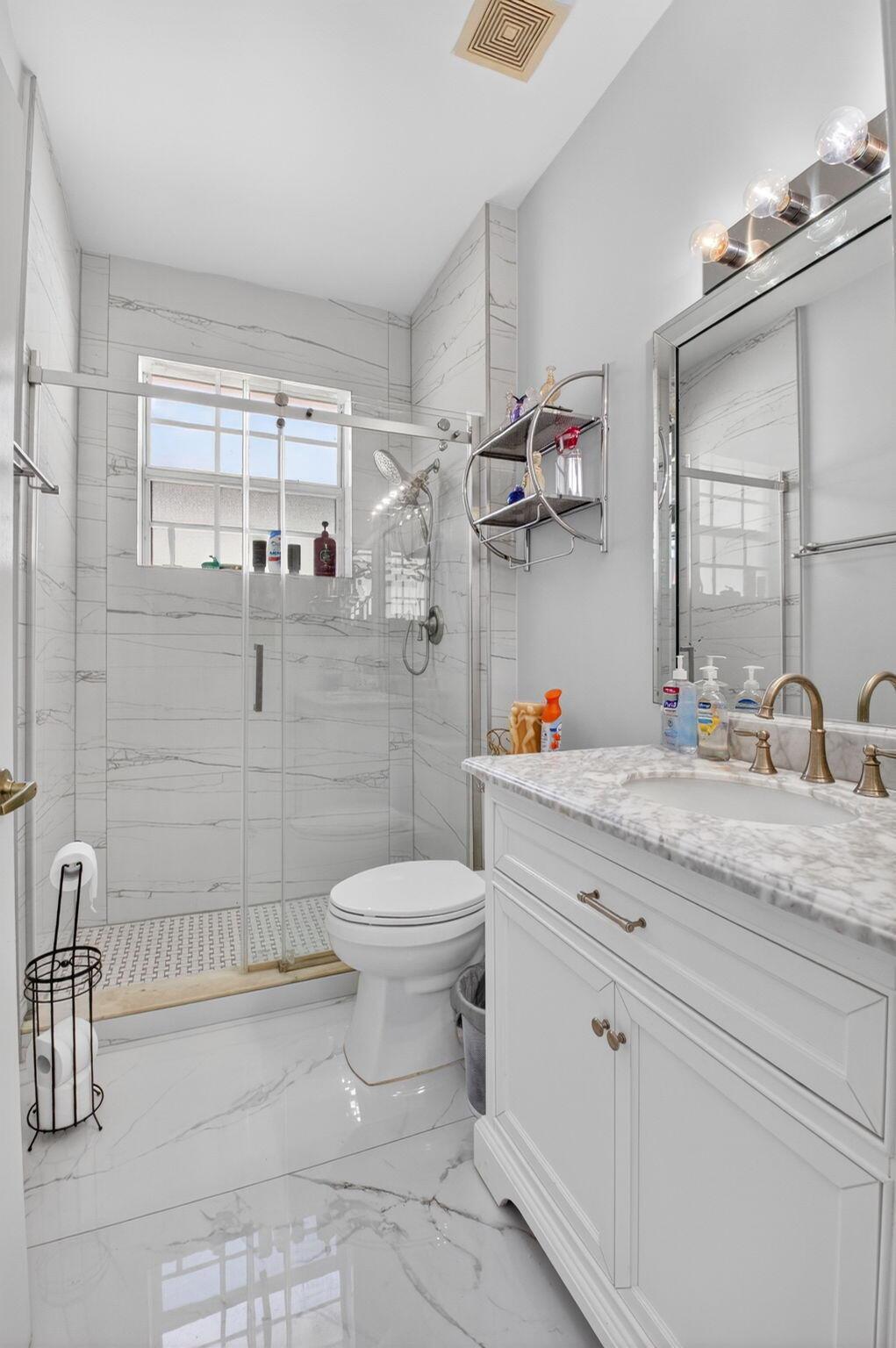 FLORAL LAKES PH 3 AND 4 - Residential Lease