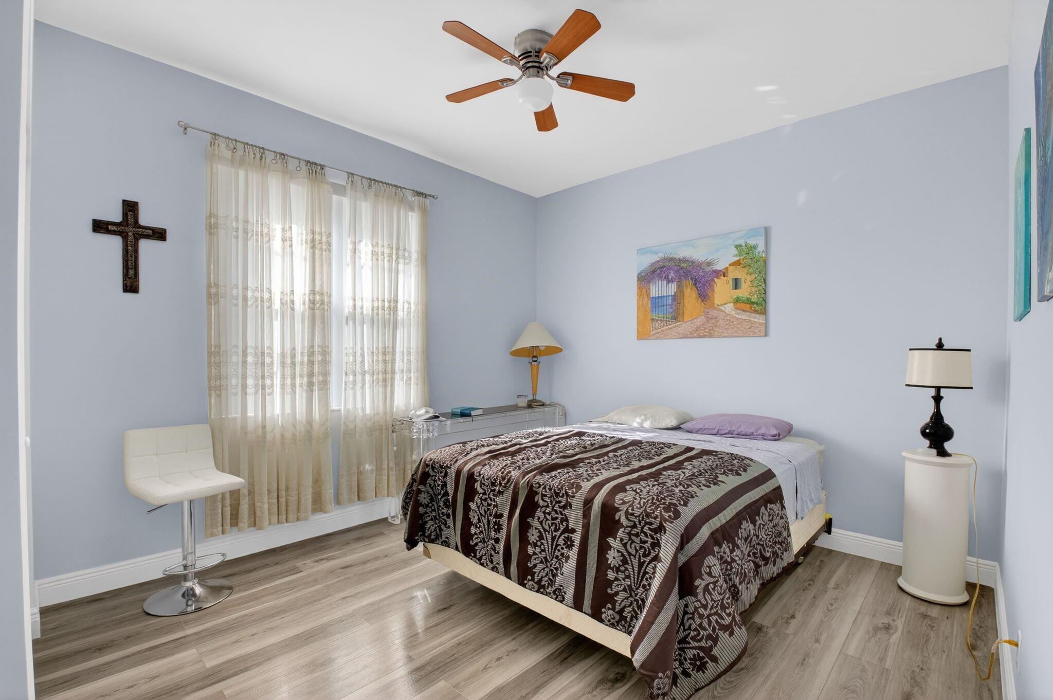 FLORAL LAKES PH 3 AND 4 - Residential Lease