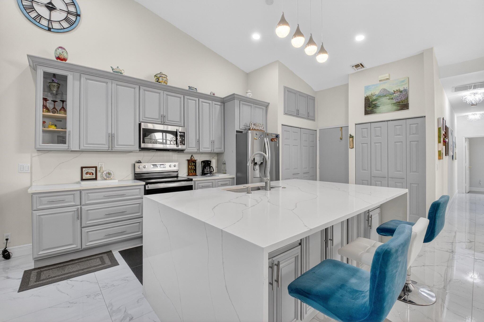 View photos, virtual tours, details... 6247 Heliconia Road