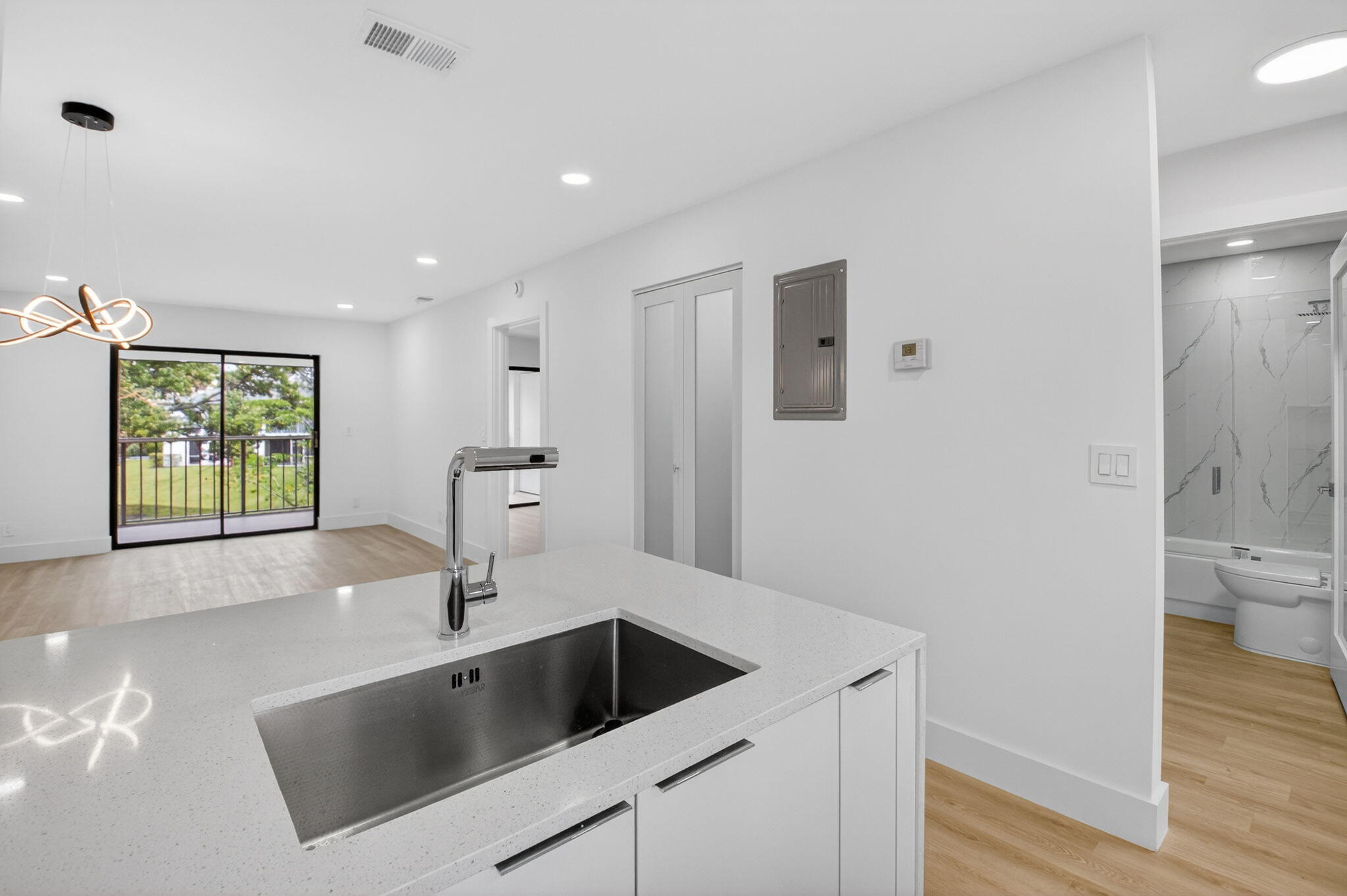 HIDDEN VALLEY SEC 1 - Residential Lease