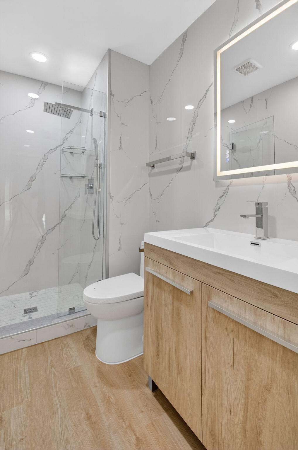 HIDDEN VALLEY SEC 1 - Residential Lease