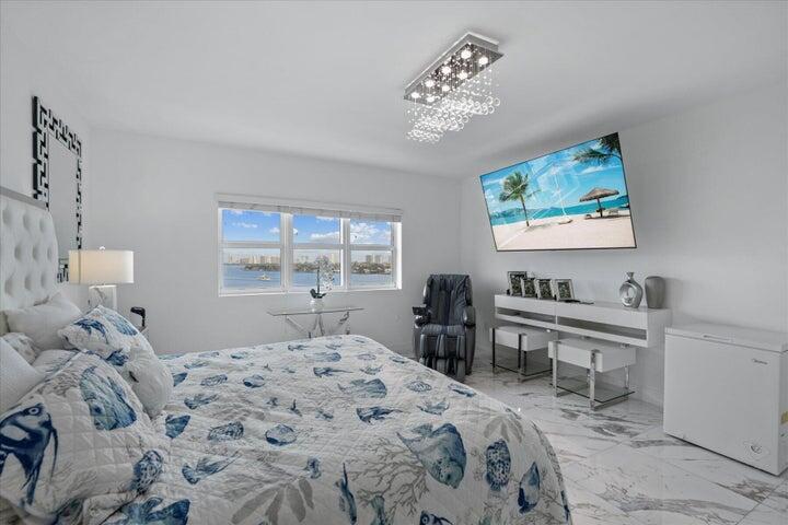 MARINA GRANDE RIVIERA BEACH CONDO - Residential