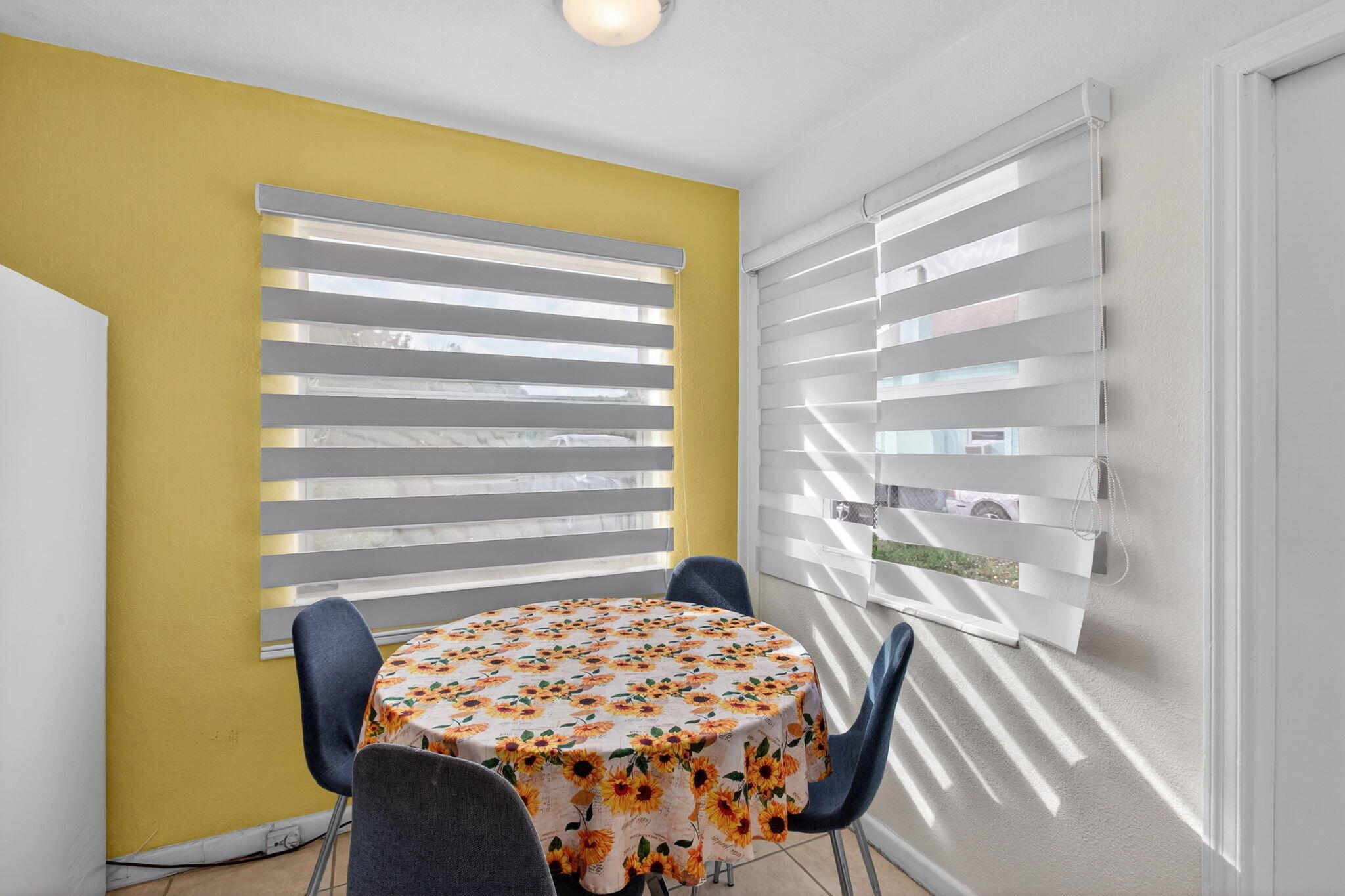 NORTH PALM BCH 4 - Residential